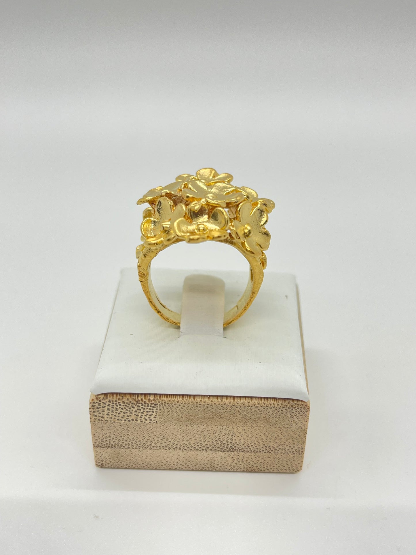 Rus Ring