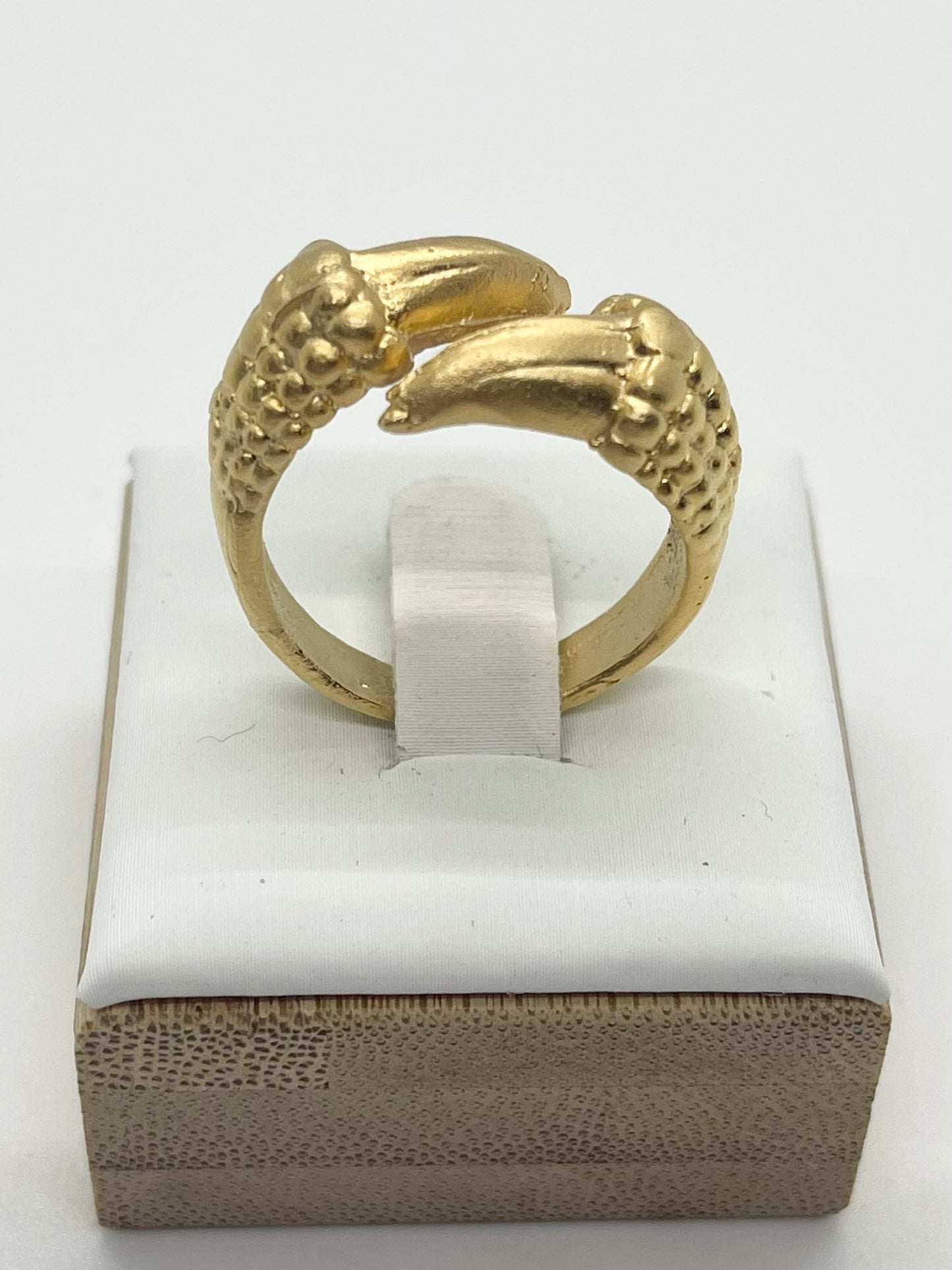 Dyn Ring