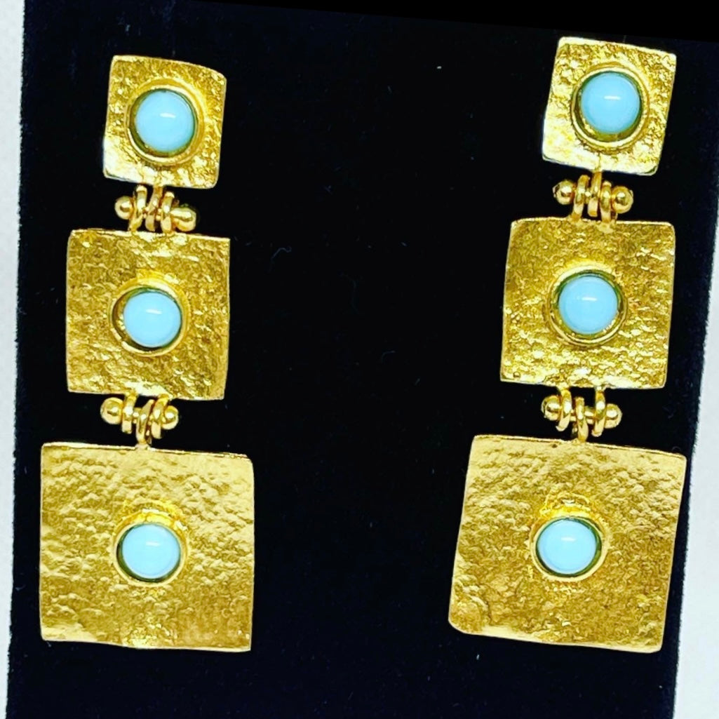 Turquoise Square Drop