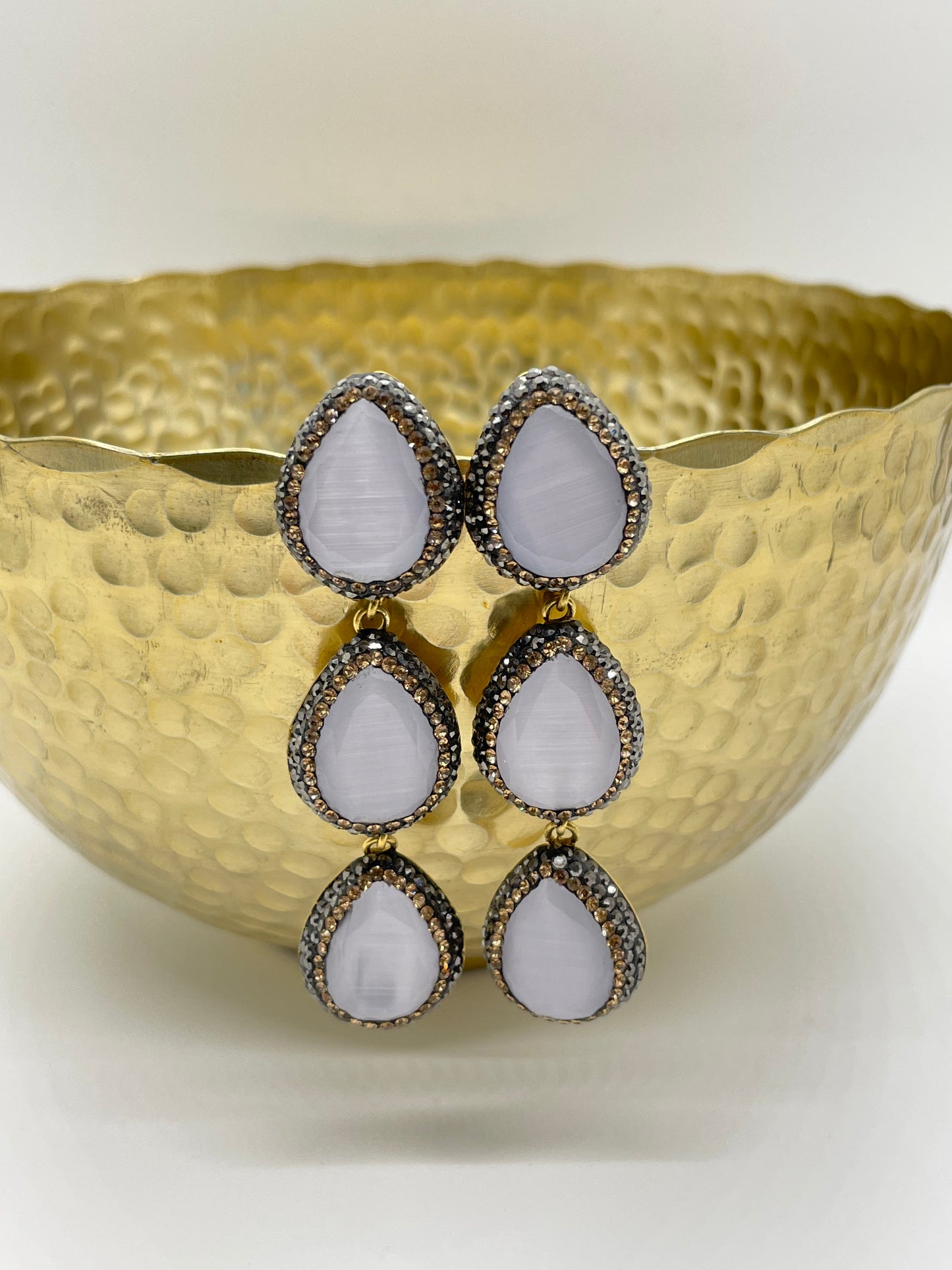 Pearly three drop earrings