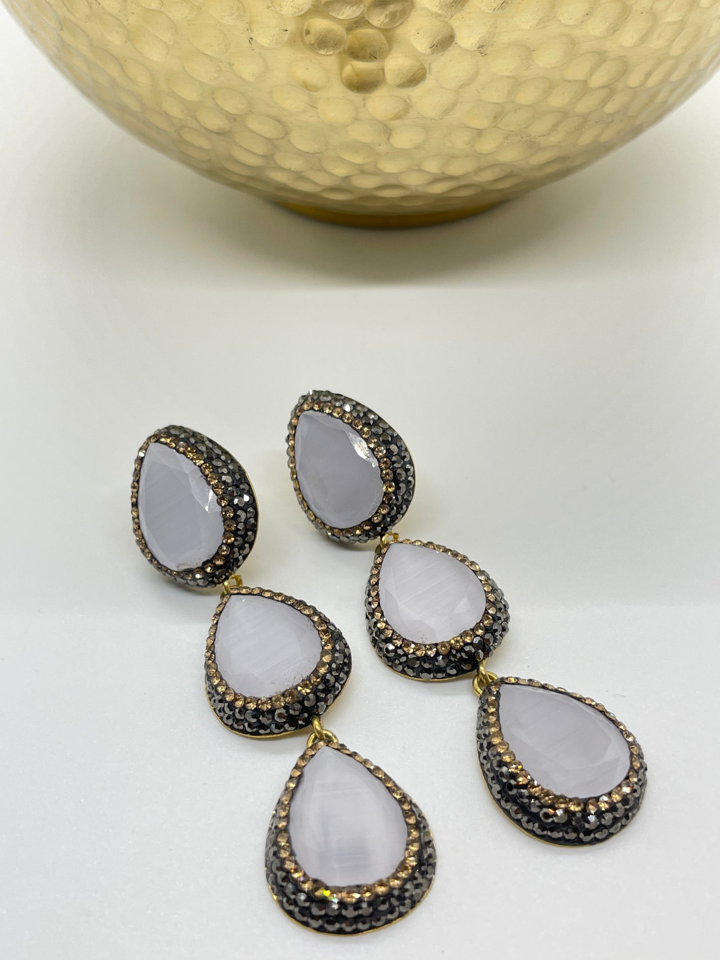 Pearly three drop earrings
