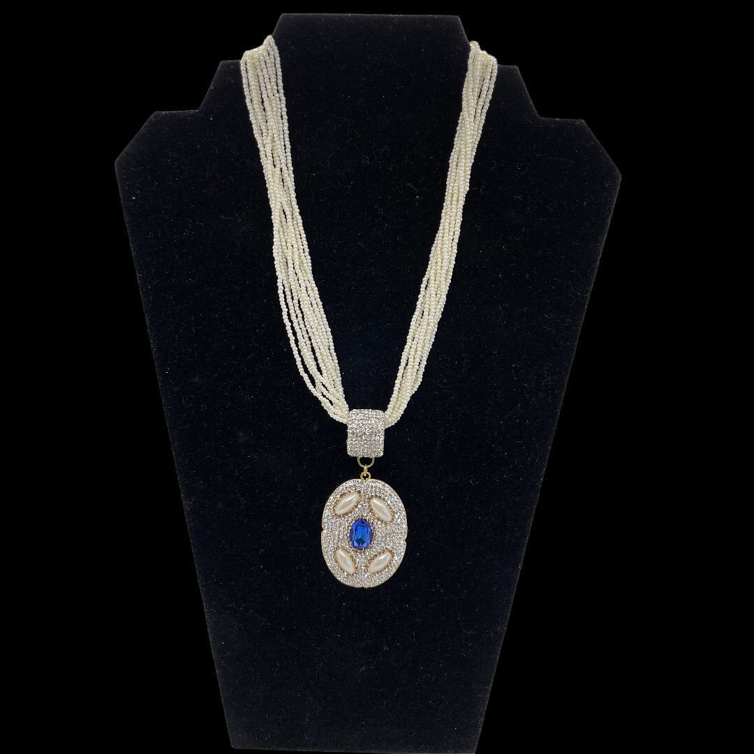 Marilyn Pearl Necklace