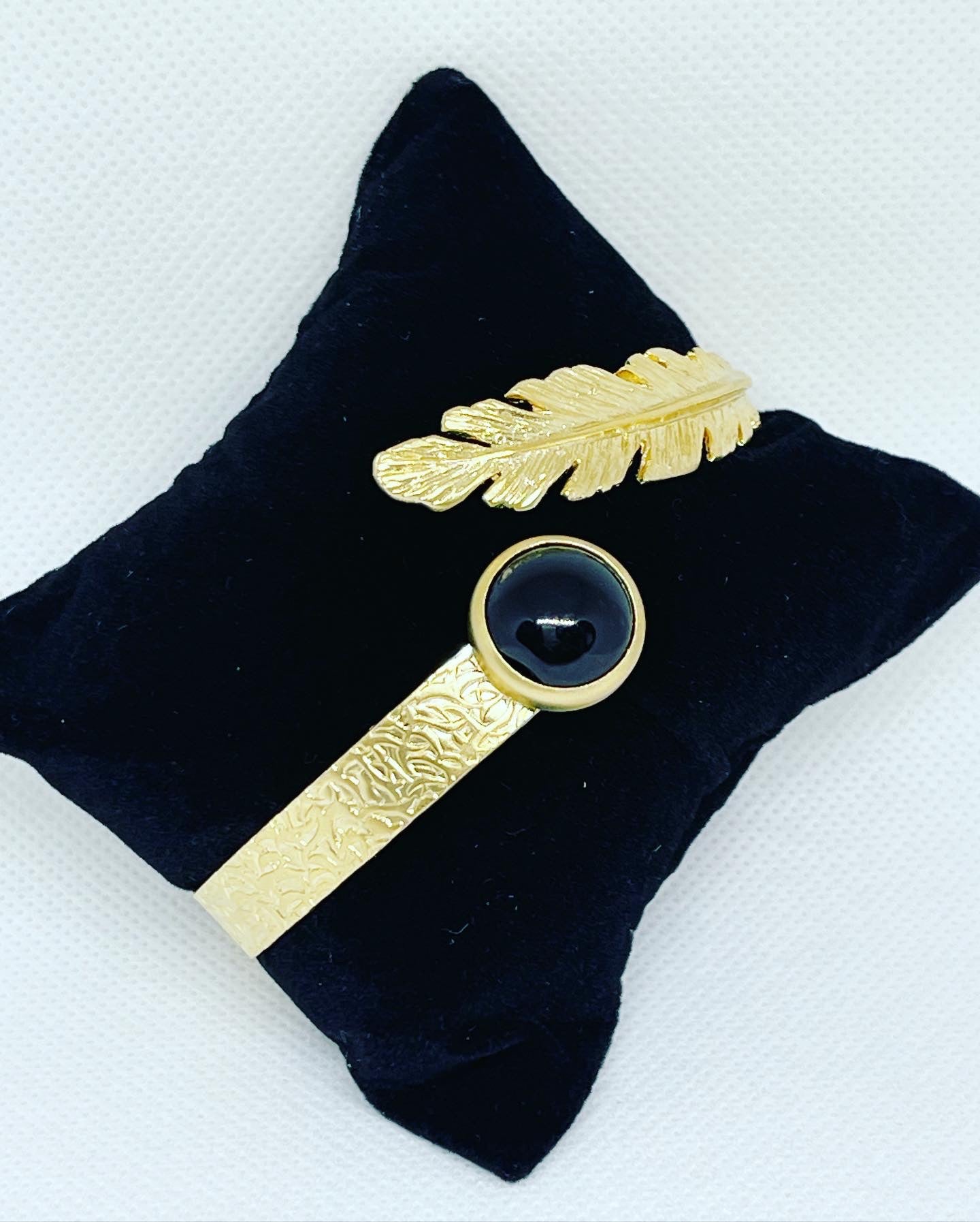 Eva Leaf Bracelet