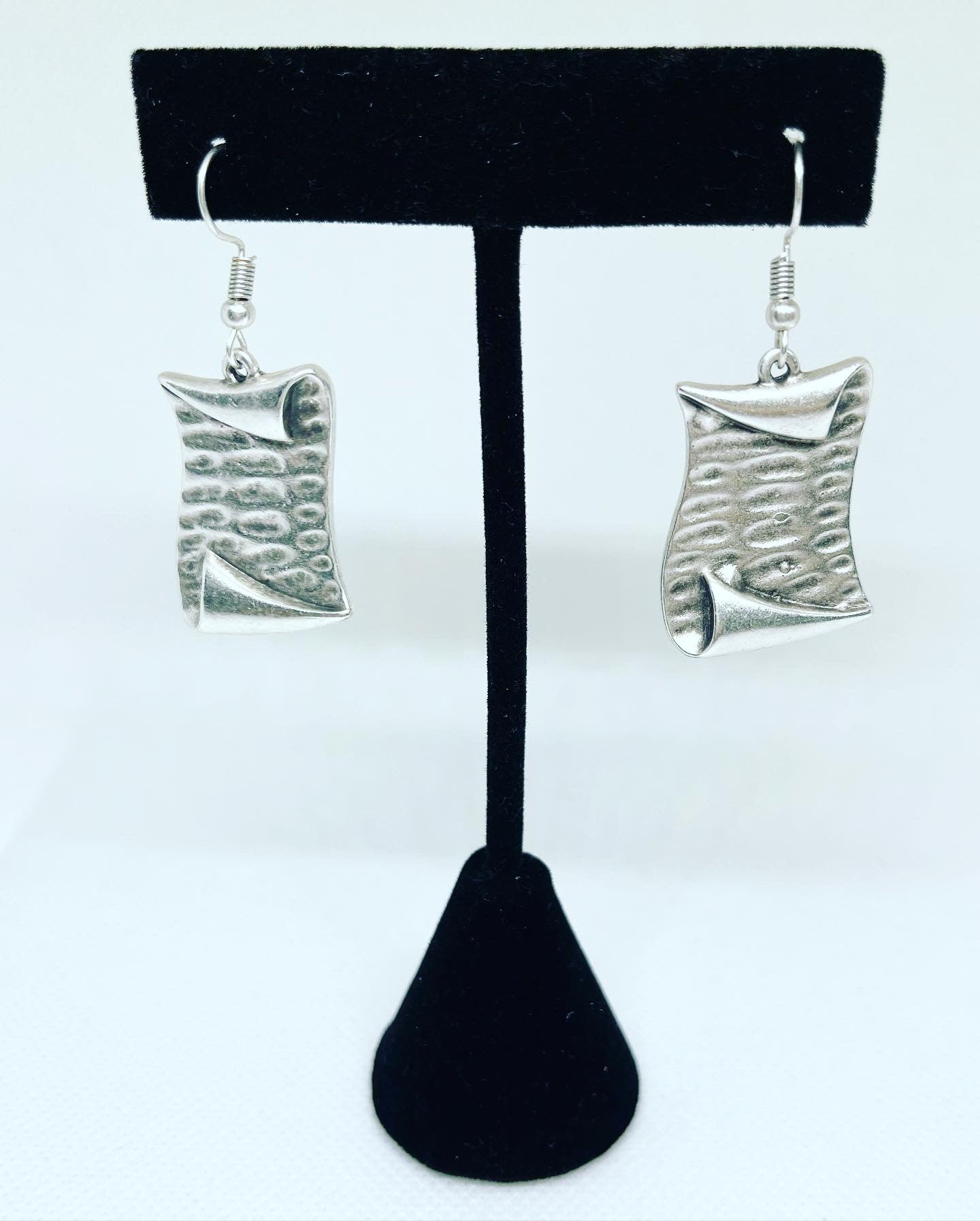 Lola Earrings