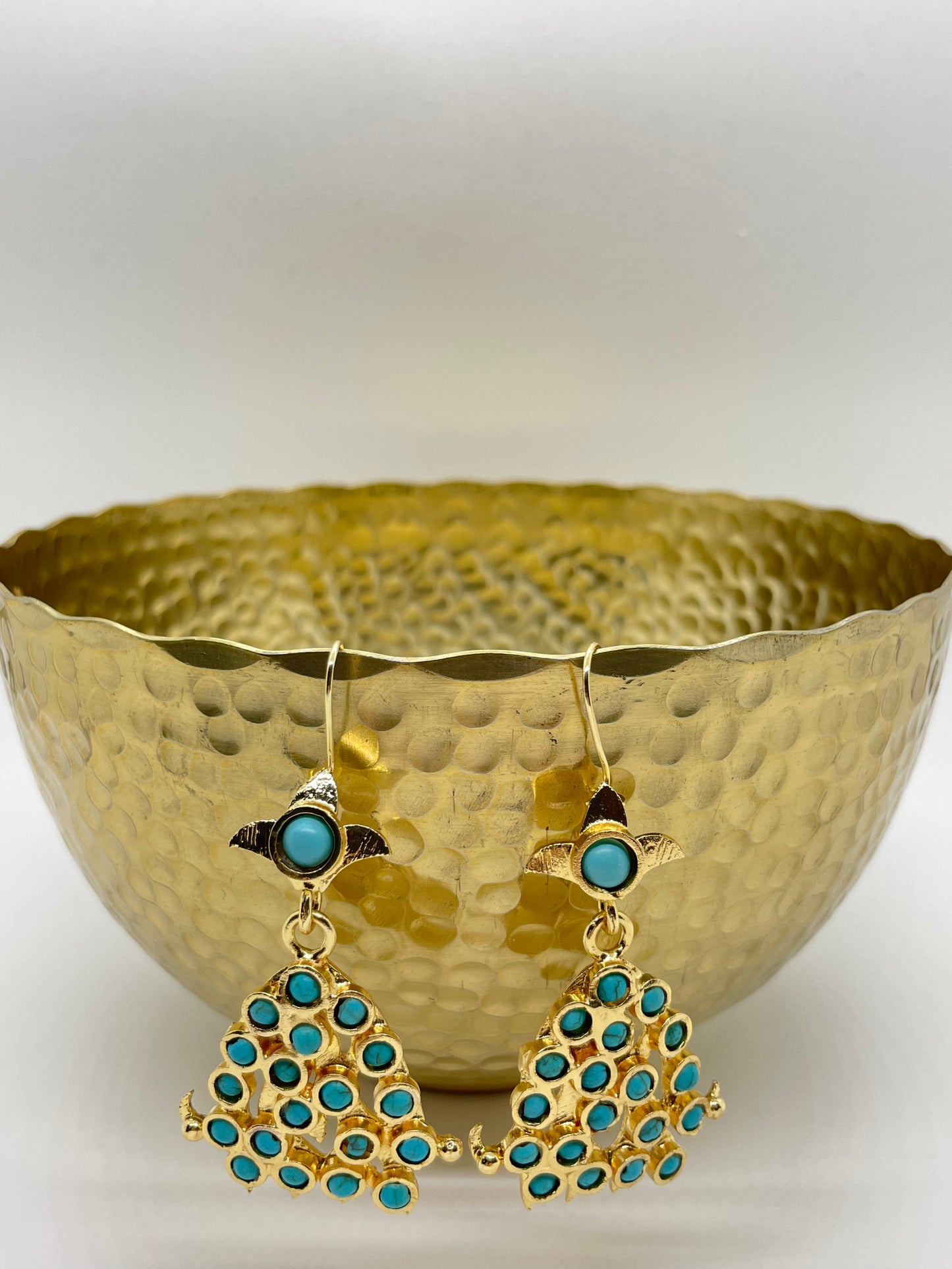 Turquoise drop stone earrings
