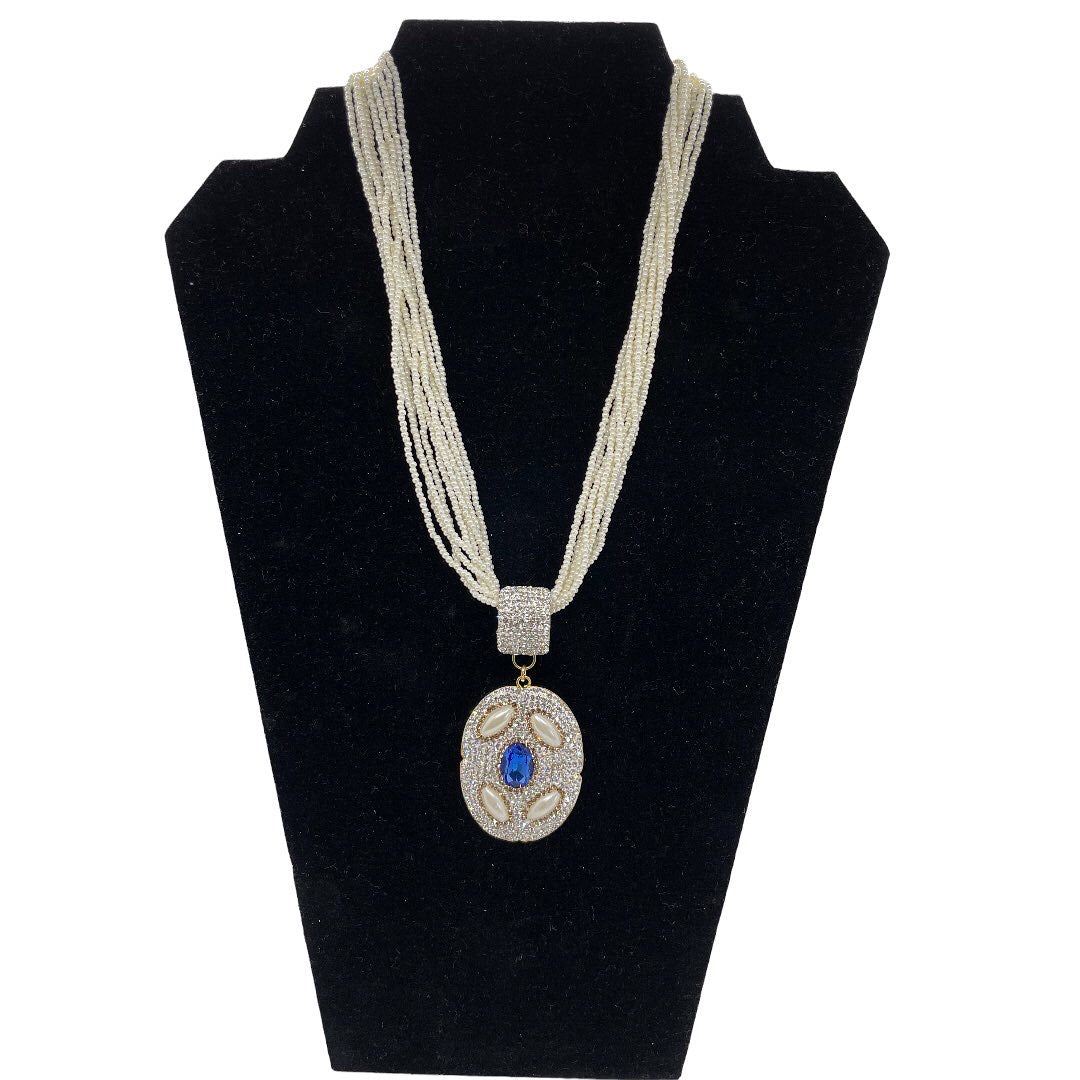 Marilyn Pearl Necklace