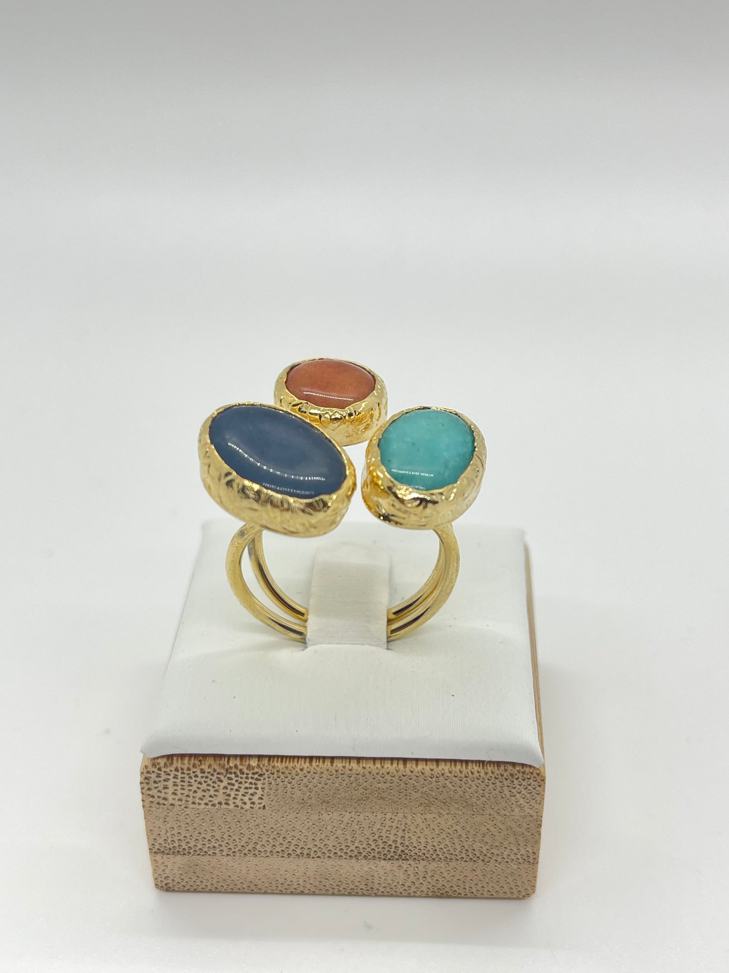 Dia Ring