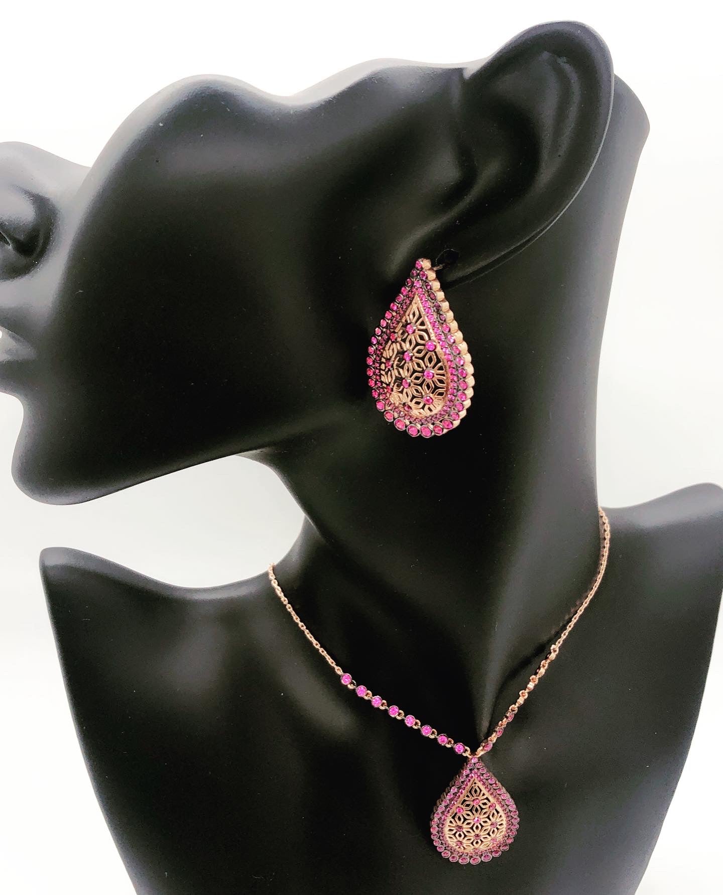Ruby Teardrop Pendant Necklace with Earrings
