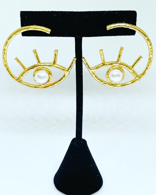 Pearl Eye Earrings